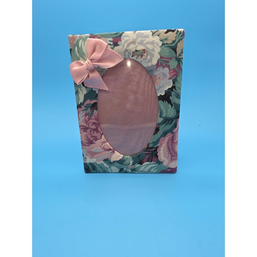 Vintage 80s Pink Floral Print Oval Picture Frame with Bow 4x6 Photo Fabric